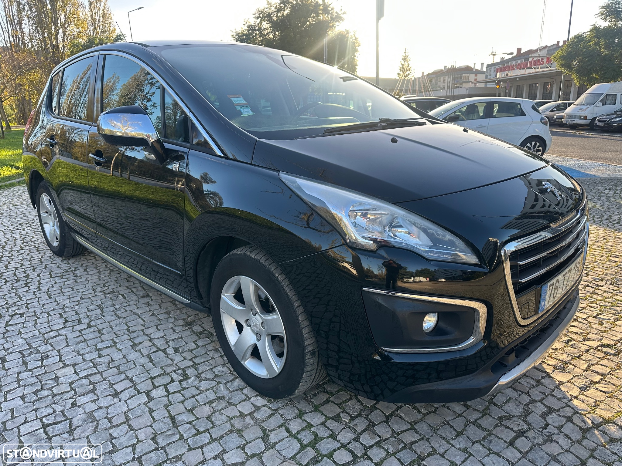 Peugeot 3008 2.0 HDi Hybrid4 99g - 3