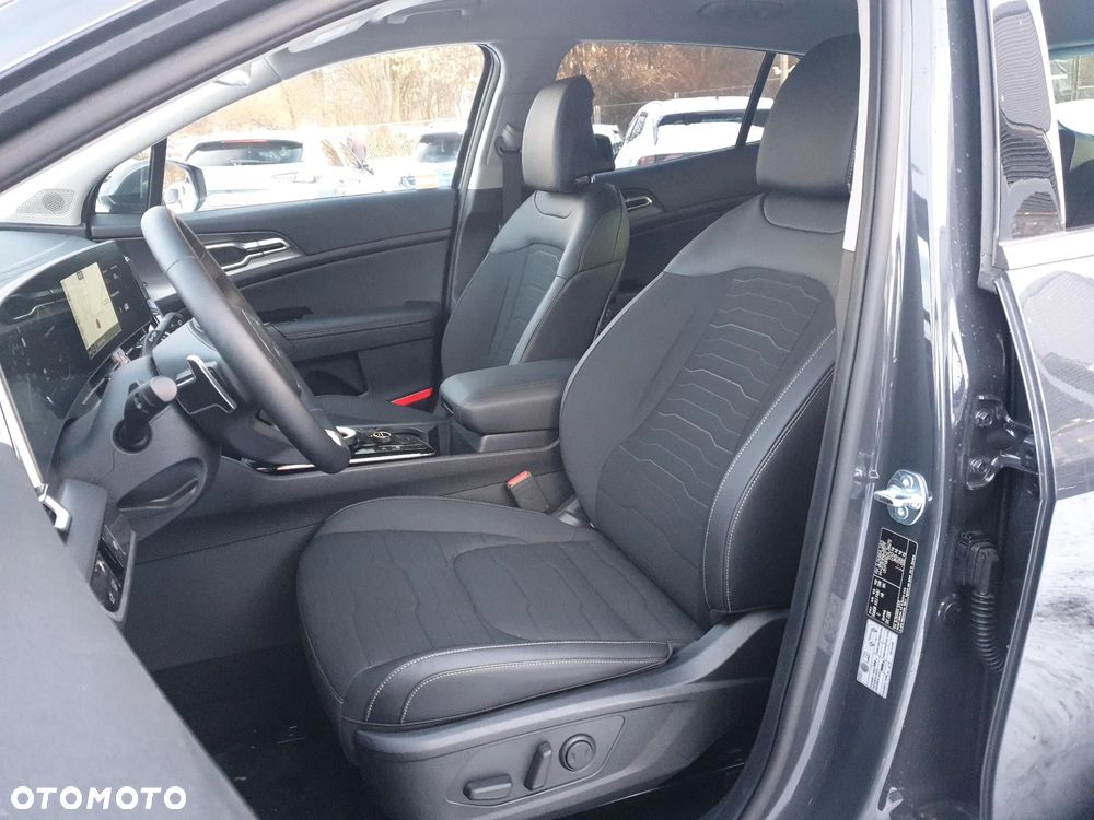Kia Sportage 1.6 T-GDI HEV Business Line 4WD - 11
