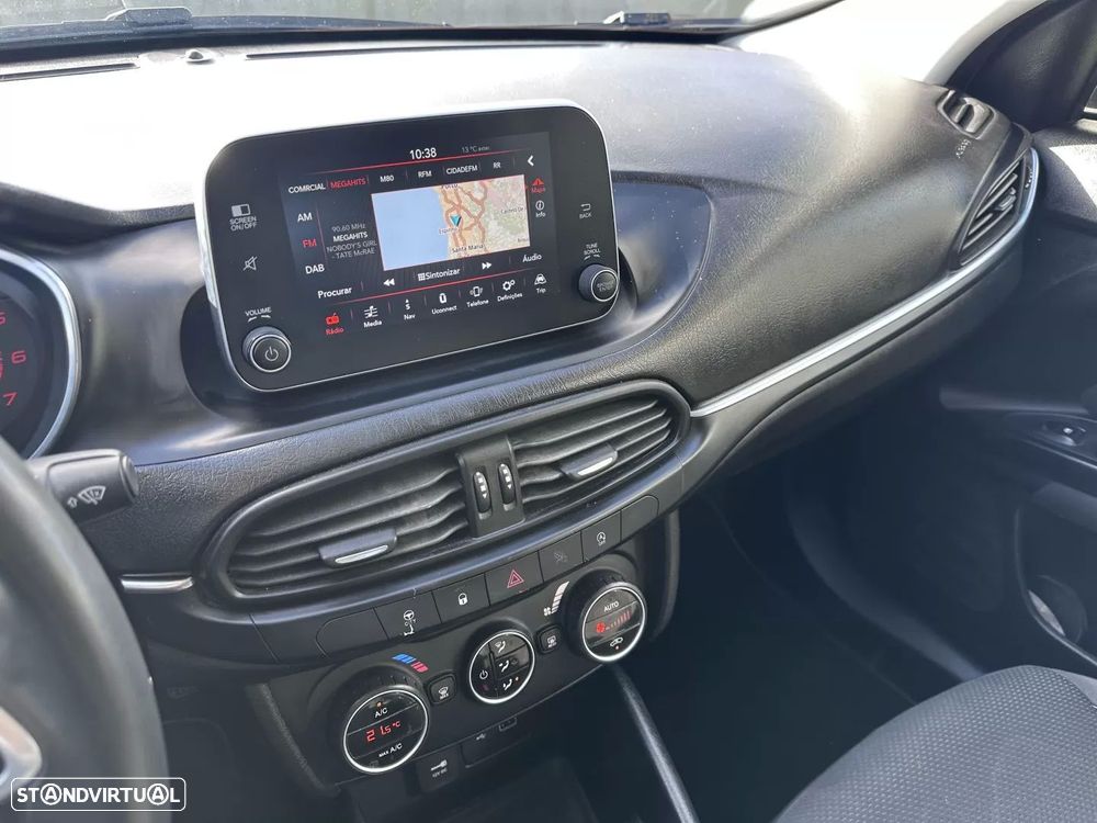Fiat Tipo 1.3 M-Jet Lounge Tech - 31