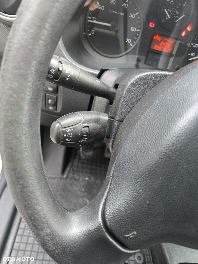 Peugeot Partner - 18