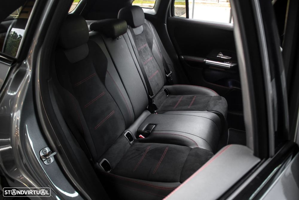 Mercedes-Benz GLA 250 e AMG Line - 34