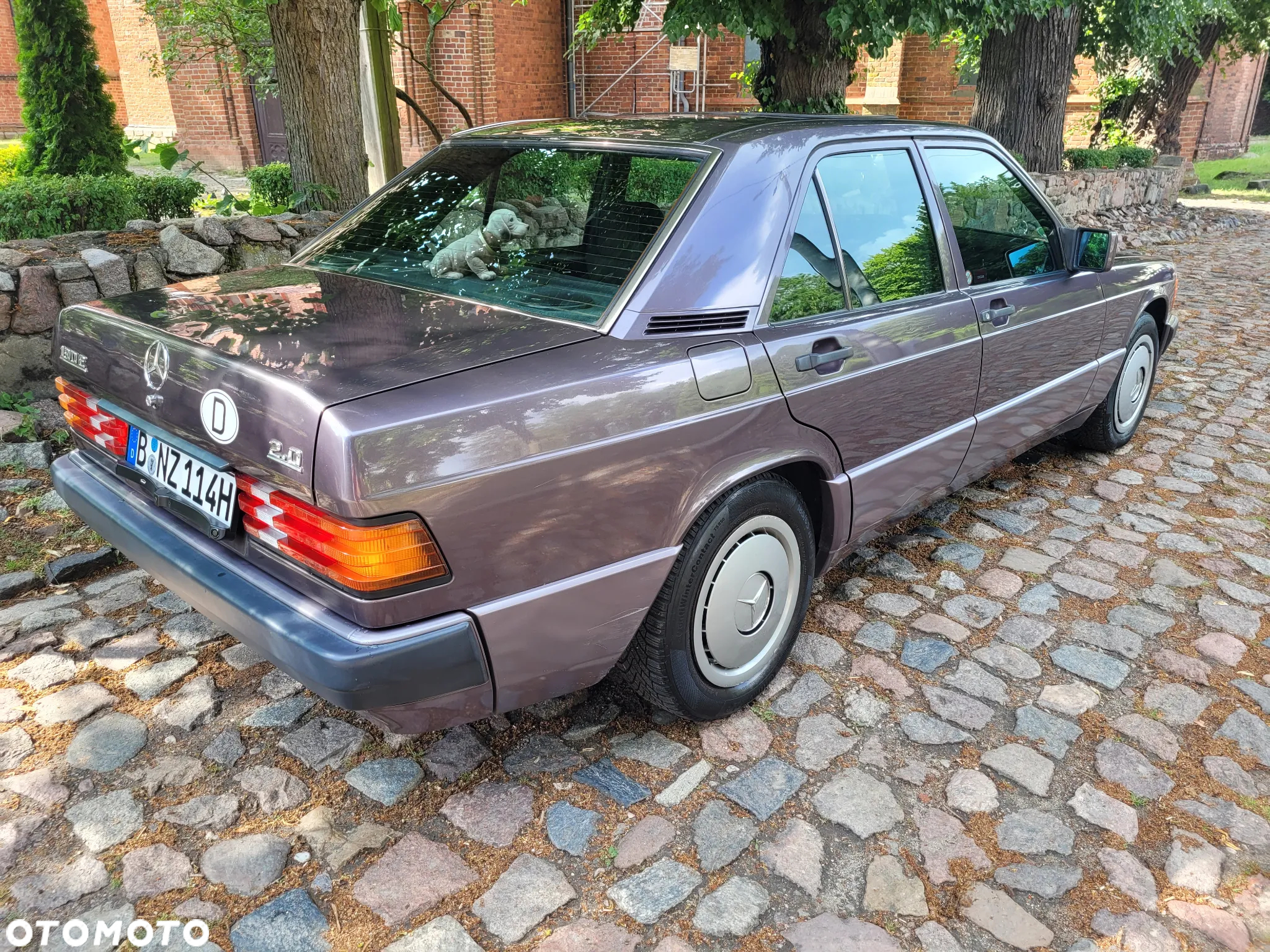 Mercedes-Benz W201 (190) - 9