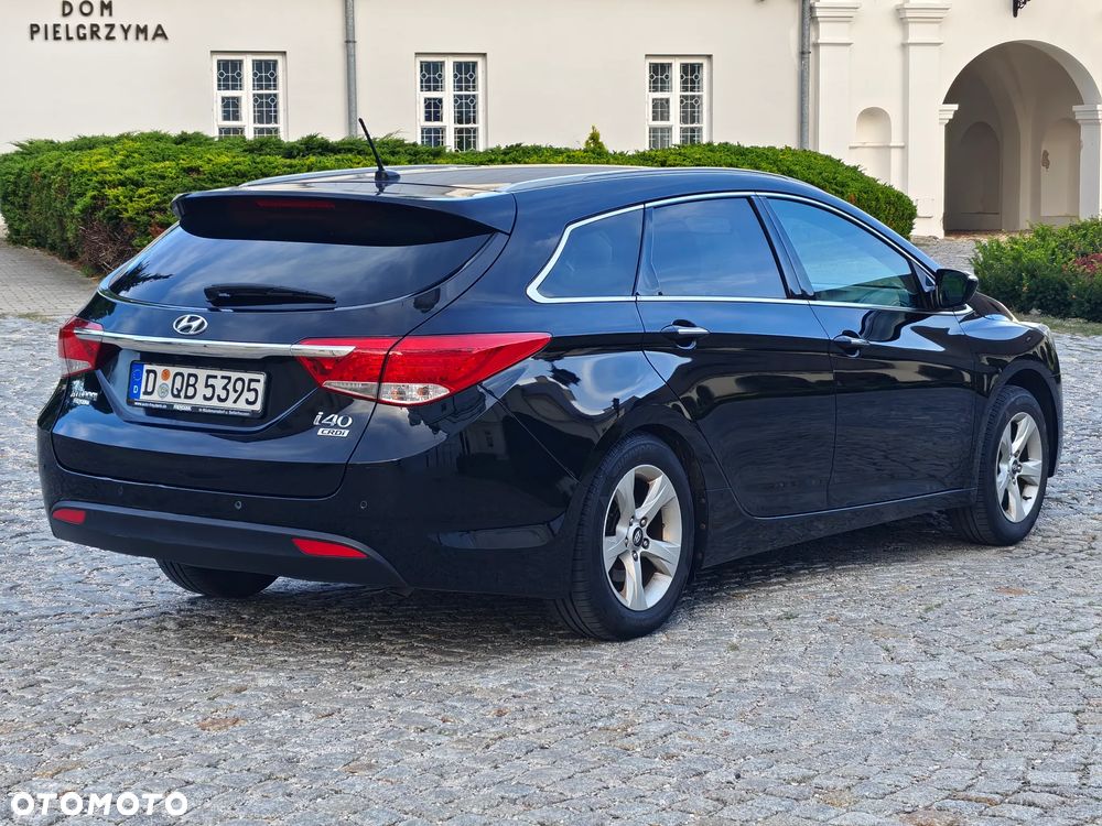 Hyundai i40 i40cw 1.7 CRDi Fifa World Cup Edition - 3