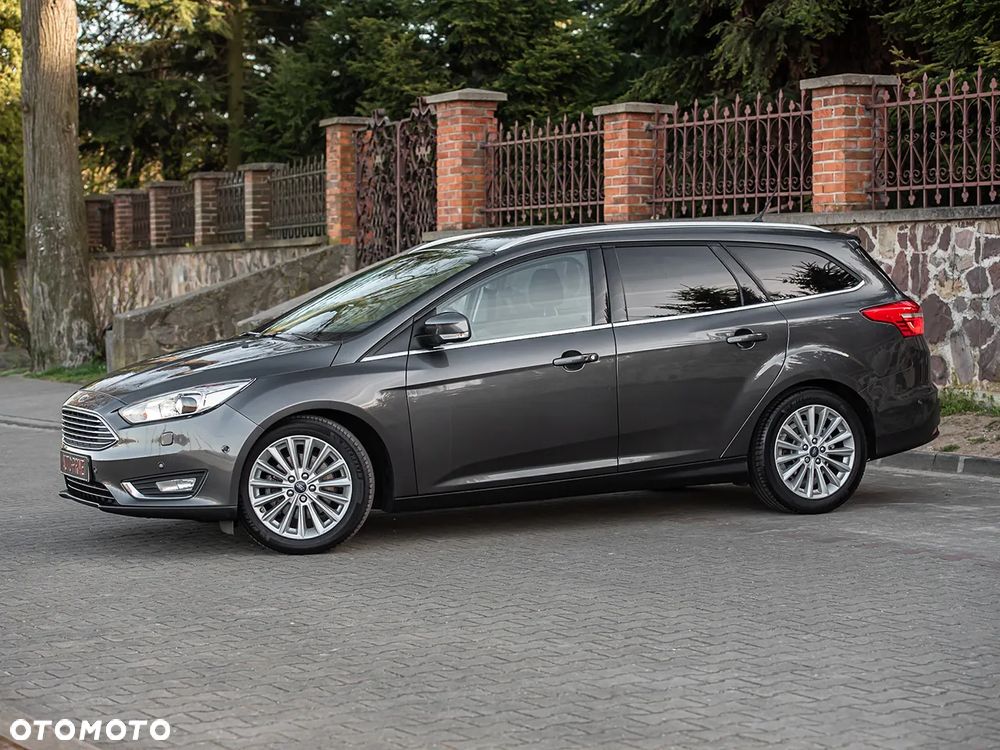 Ford Focus SW - 7