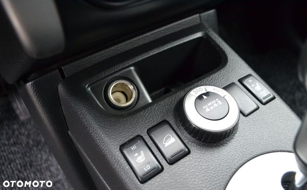 Nissan X-Trail 2.0 dCi 4x4 DPF Automatik LE - 27