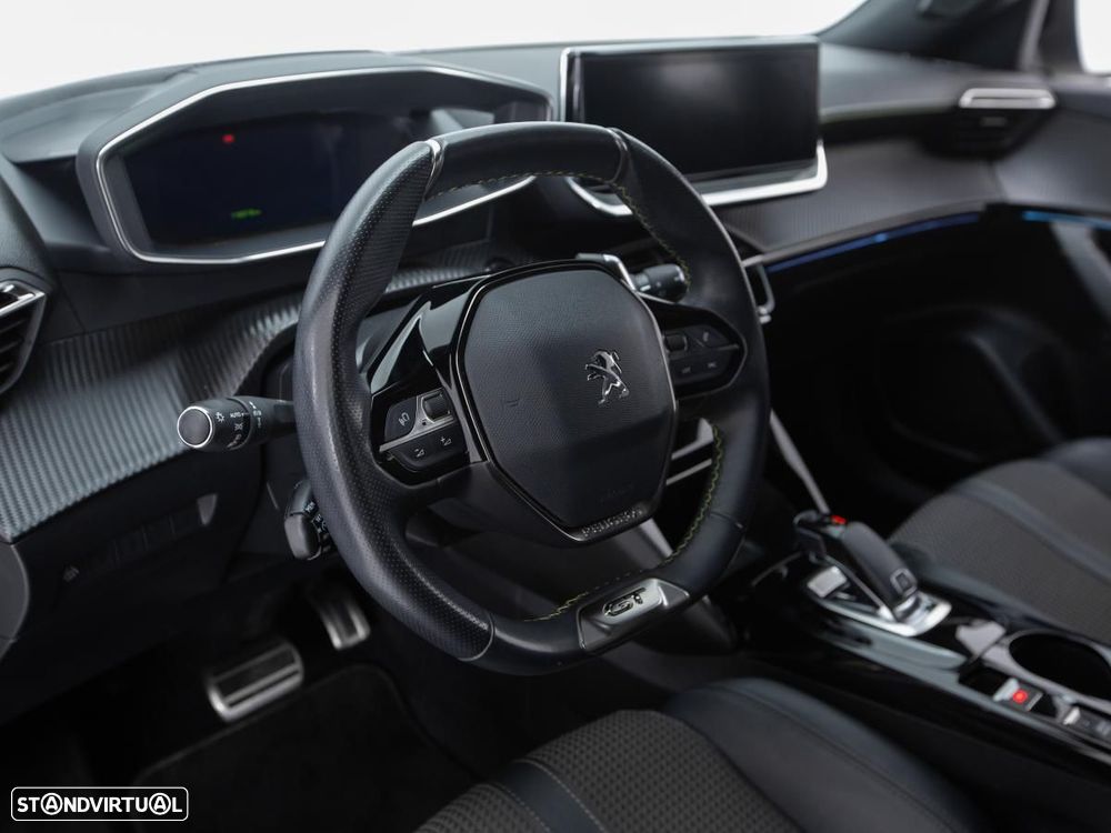Peugeot 2008 1.5 BlueHDi GT EAT8 - 16