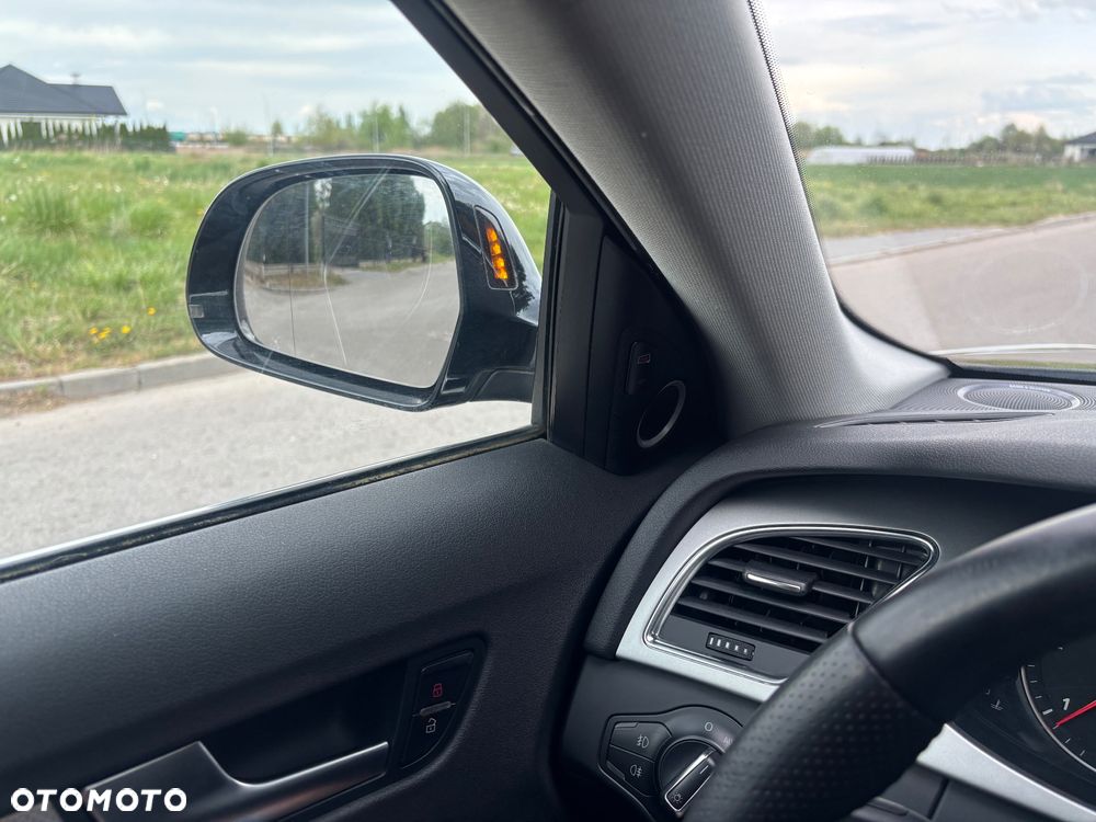 Audi A4 Avant 2.0 TDI DPF S line Sportpaket - 24