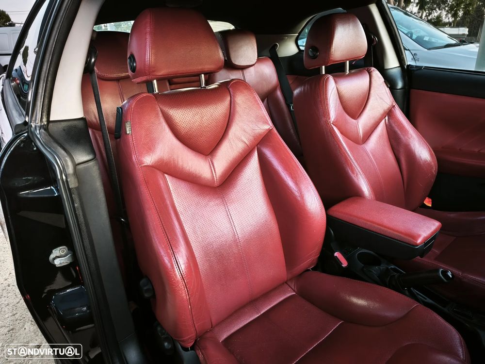 Alfa Romeo GT 1.9 JTD M-JET Blackline - 15