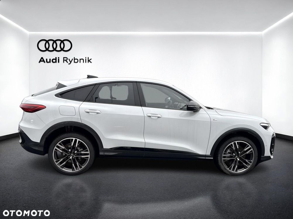 Audi Q5 Sportback - 8