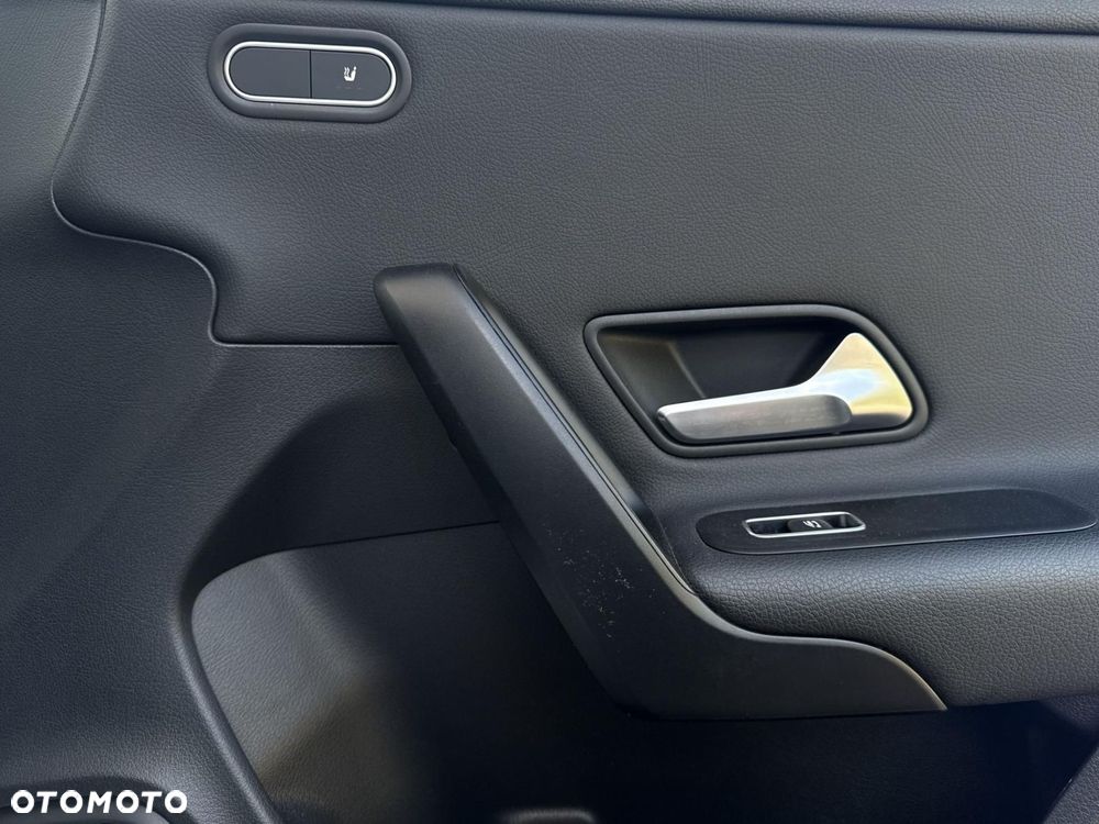 Mercedes-Benz CLA - 19