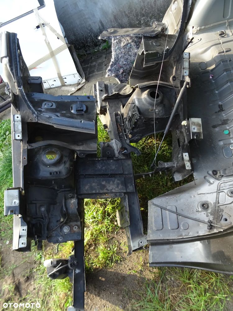 DACIA DOKKER LODGY SLOPEK  BLOTNIK PODLUZNICA LEWA PRAWA CZARNA BIALA  ROZNE CZESCI