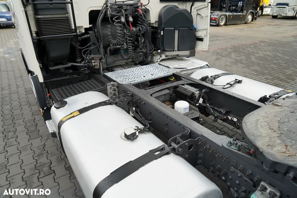 Volvo FH 460 / LOWDECK / MEGA / I-PARK COOL / I-SHIFT - 14