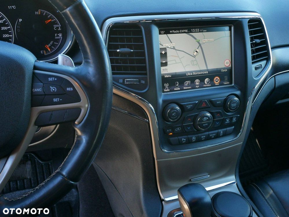 Jeep Grand Cherokee - 13