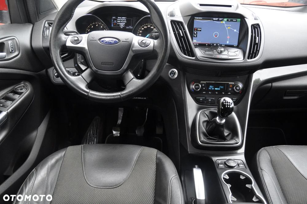 Ford Kuga 1.5 EcoBoost FWD Titanium ASS MMT6 - 6