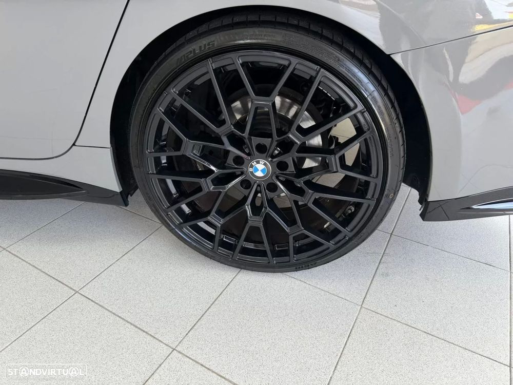 BMW 320 d Pack M Auto - 29