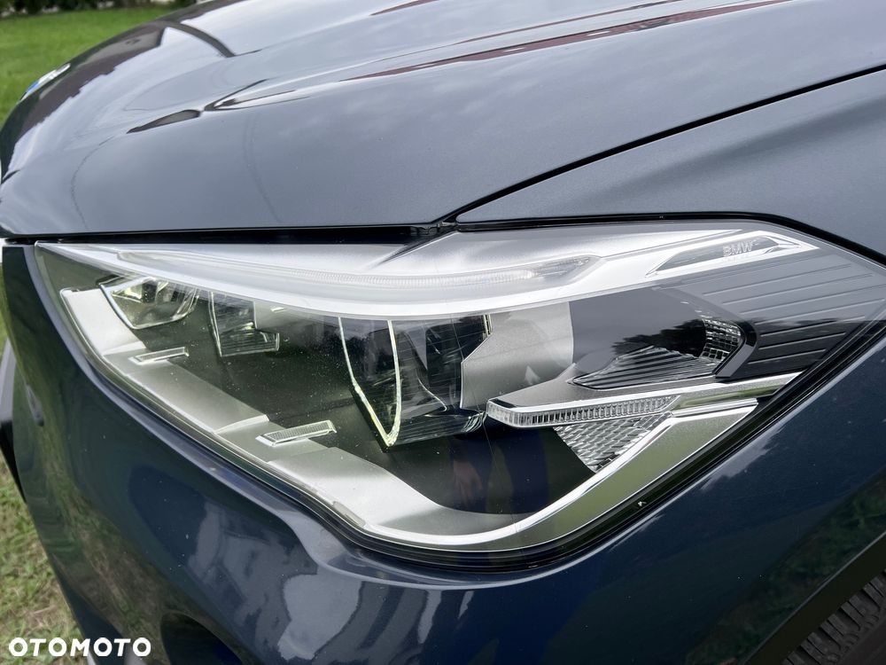 BMW X1 xDrive20d Advantage - 11