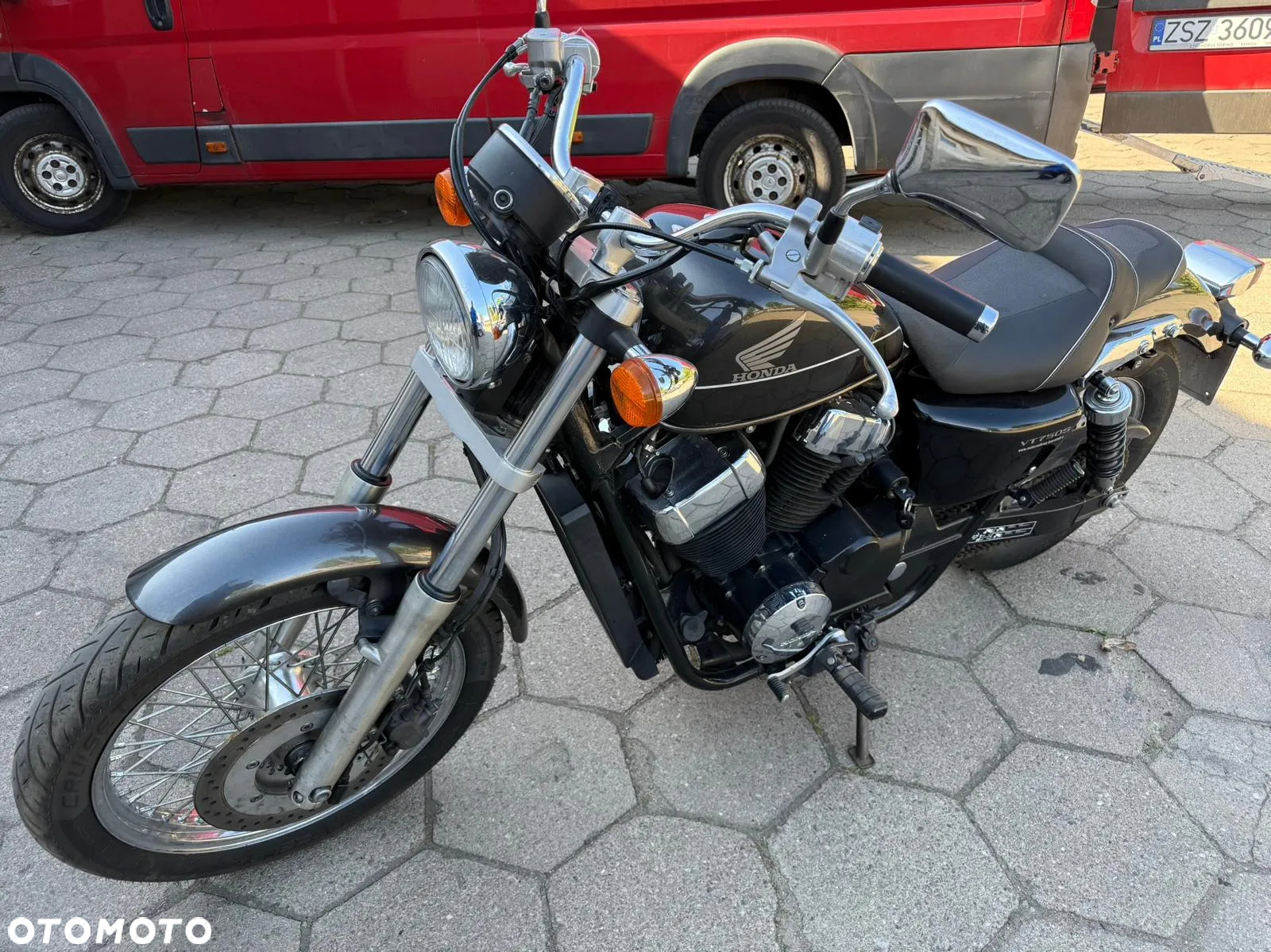 Honda VT - 12