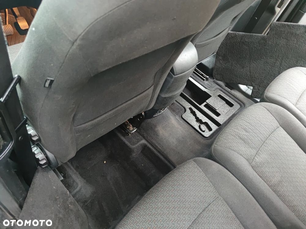 Ford S-Max 2.0 TDCi Trend - 30
