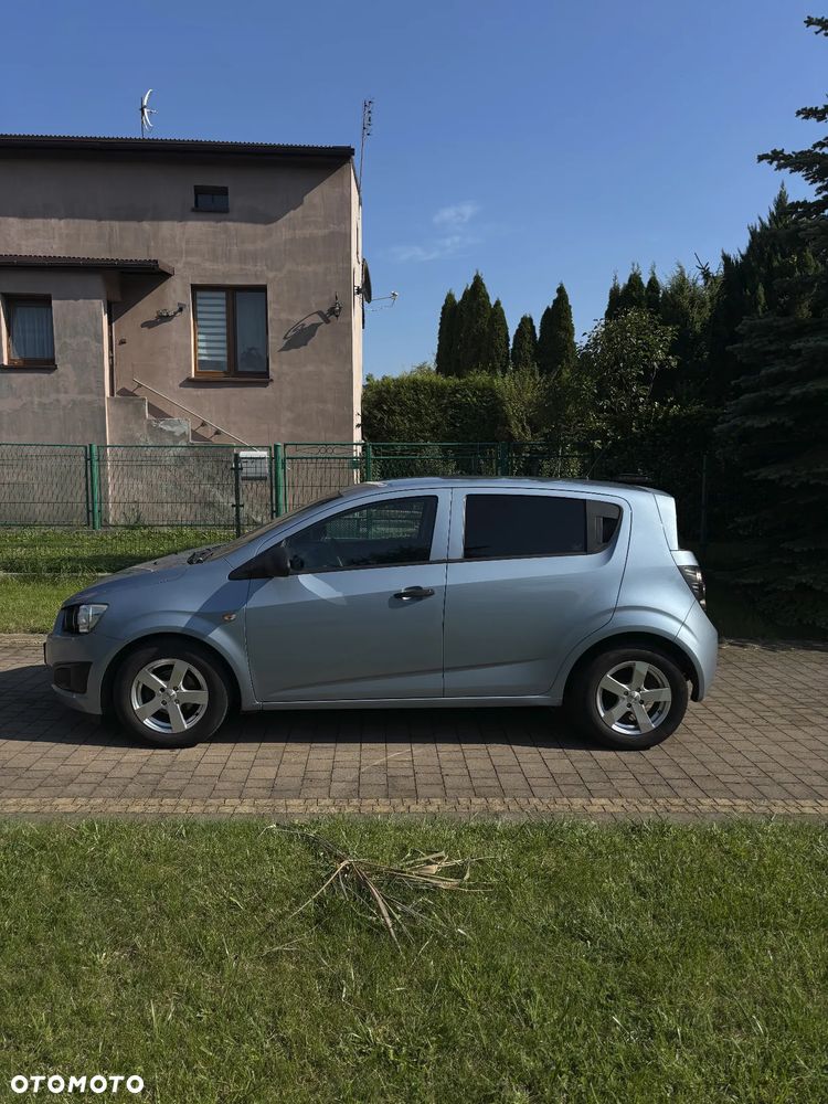 Chevrolet Aveo 1.2 LS+ - 3
