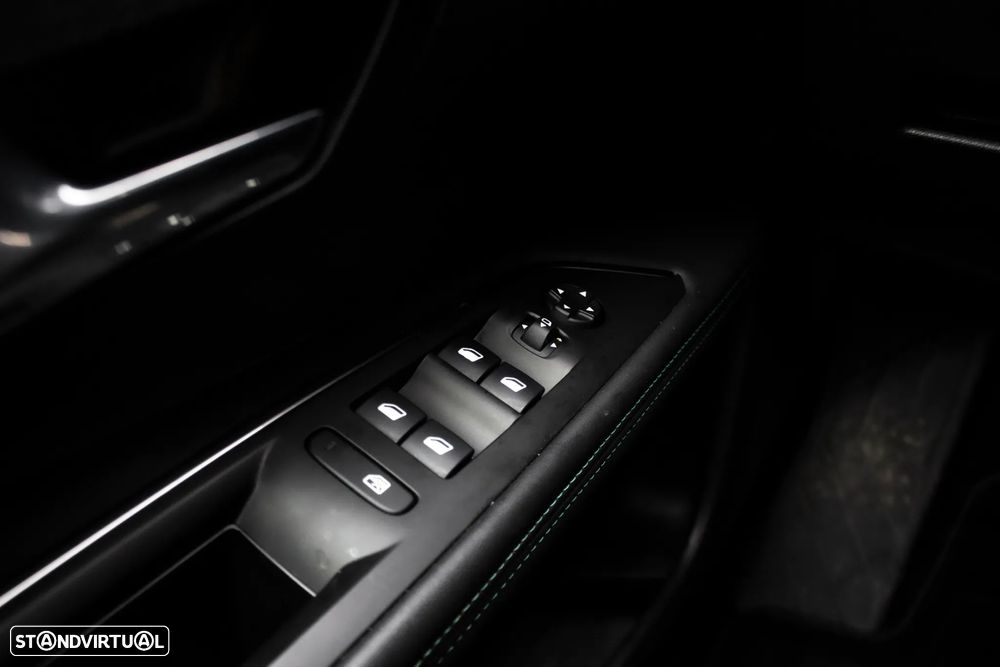 Peugeot 3008 1.5 BlueHDi Allure EAT8 - 19