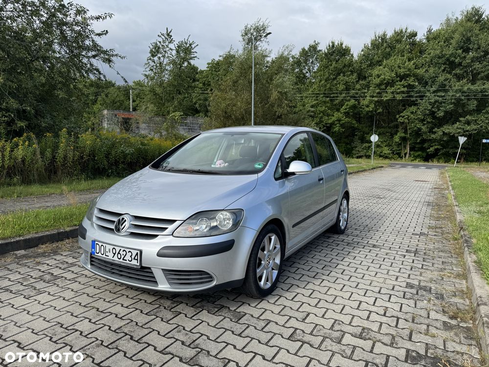 Volkswagen Golf Plus - 1