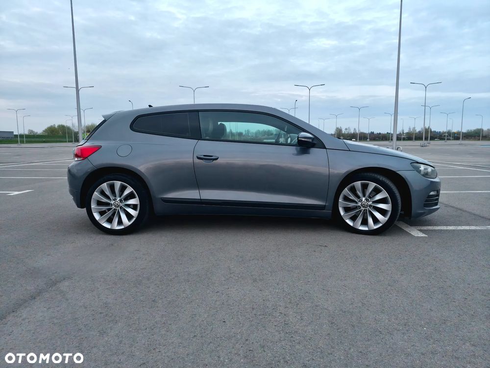 Volkswagen Scirocco 2.0 TDI DSG GTS - 4