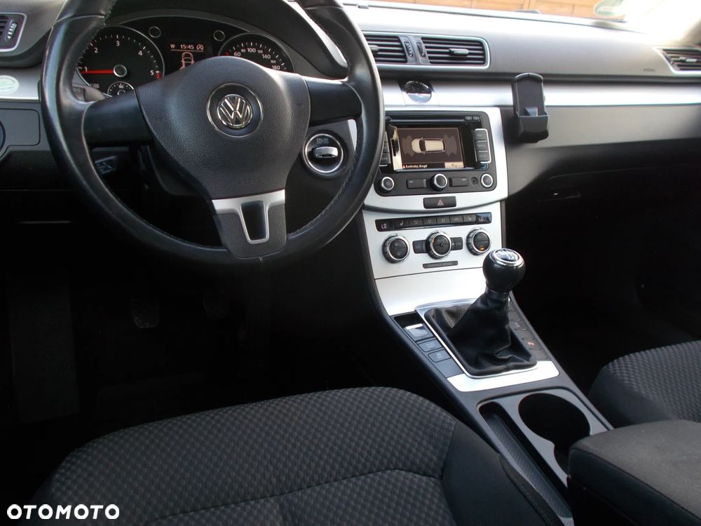 Volkswagen Passat 2.0 TDI Highline - 6