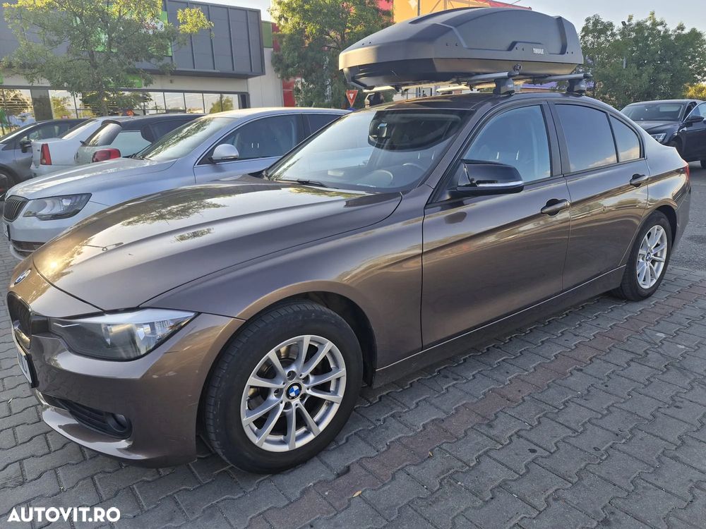 BMW Seria 3 316i - 11