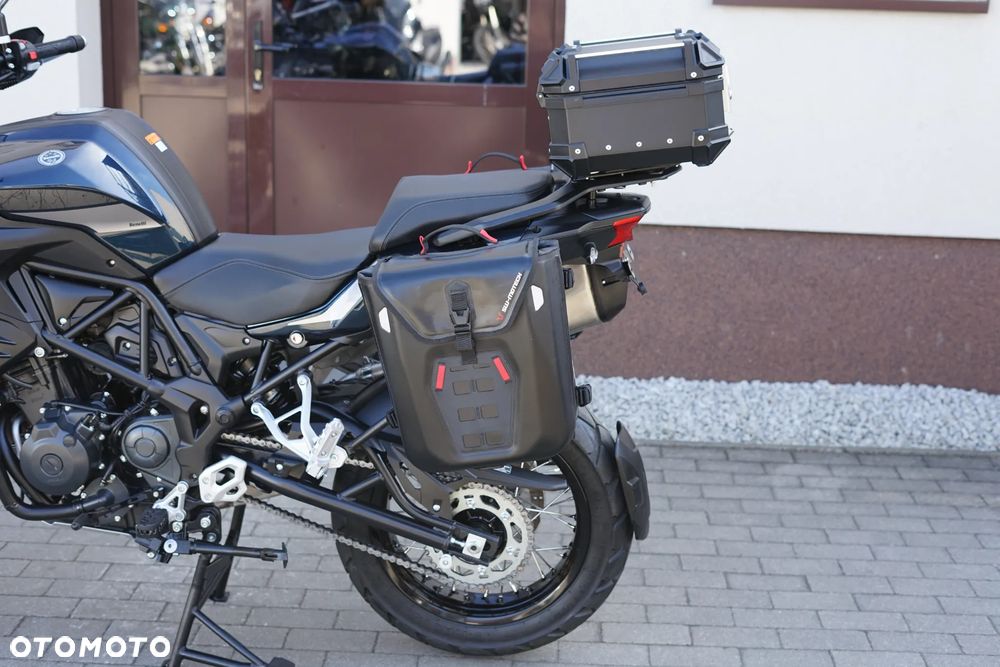 Benelli TRK 502X - 21