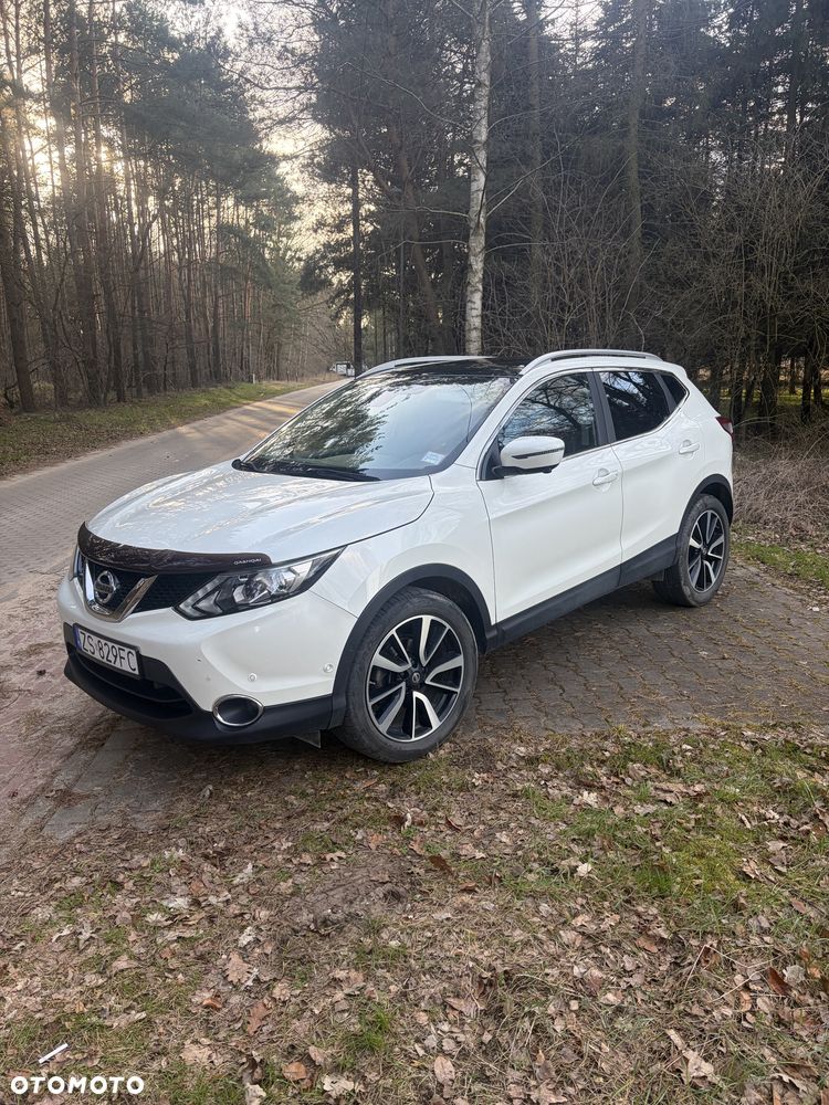Nissan Qashqai - 1