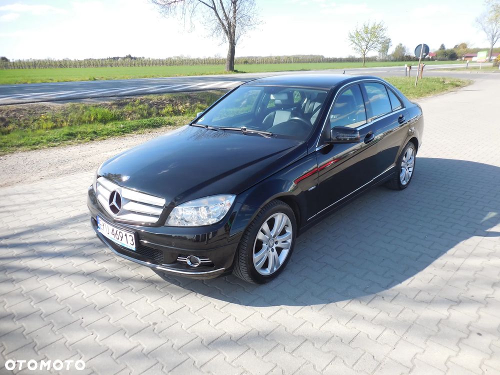 Mercedes-Benz Klasa C 180 CGI Automatik BlueEFFICIENCY - 2