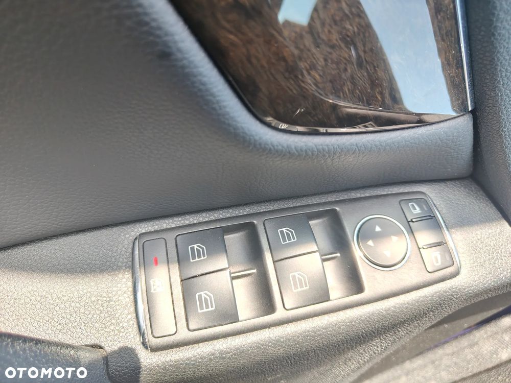 Mercedes-Benz Klasa C 350 CDI DPF 4Matic 7G-TRONIC Avantgarde - 15