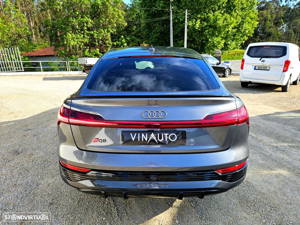 Audi Q8 e-Tron Sportback 50 quattro S line - 4