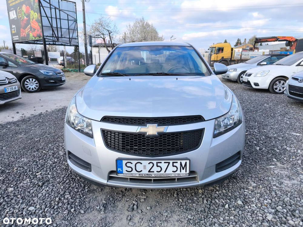 Chevrolet Cruze 1.6 LS - 4