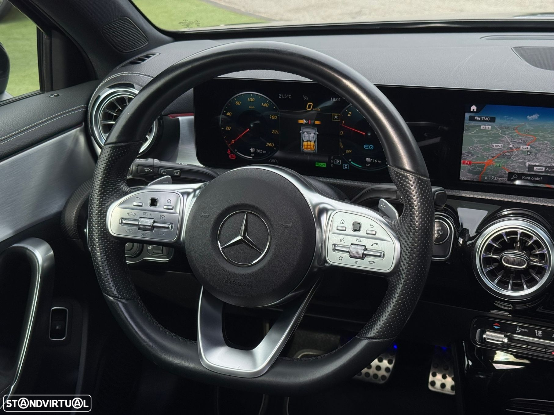 Mercedes-Benz A 250 e AMG Line - 23