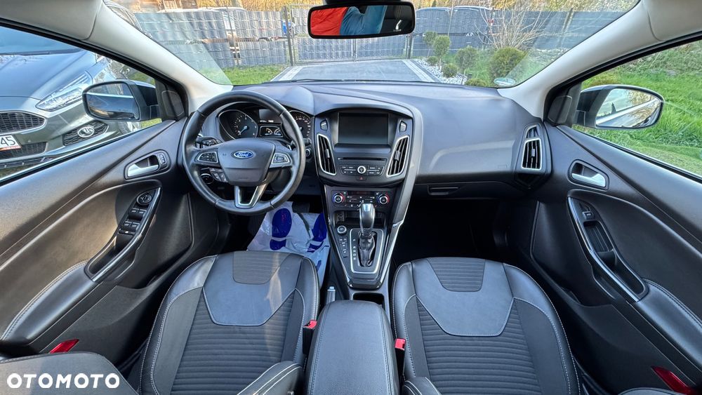 Ford Focus 2.0 TDCi ST PowerShift - 6