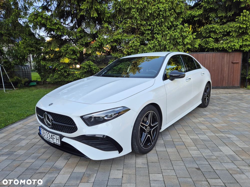 Mercedes-Benz Klasa A 200 AMG Line 7G-DCT - 2