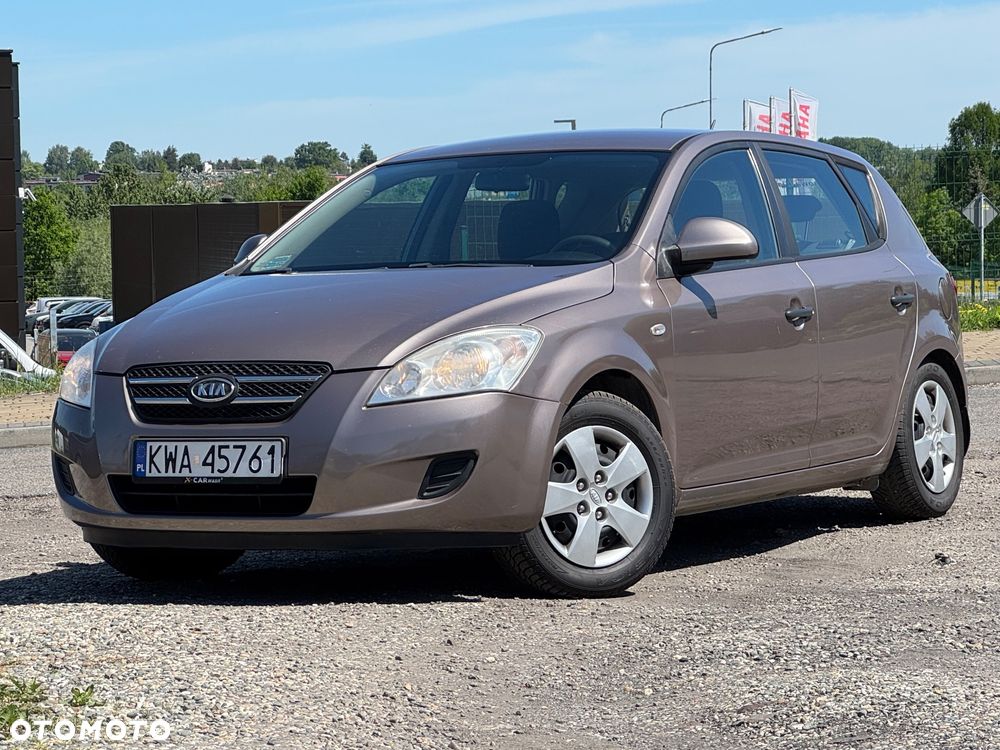 Kia Ceed 1.6 Comfort - 6
