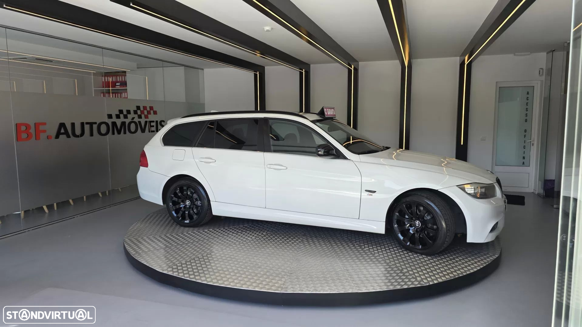 BMW 320 d Touring Pack M - 8