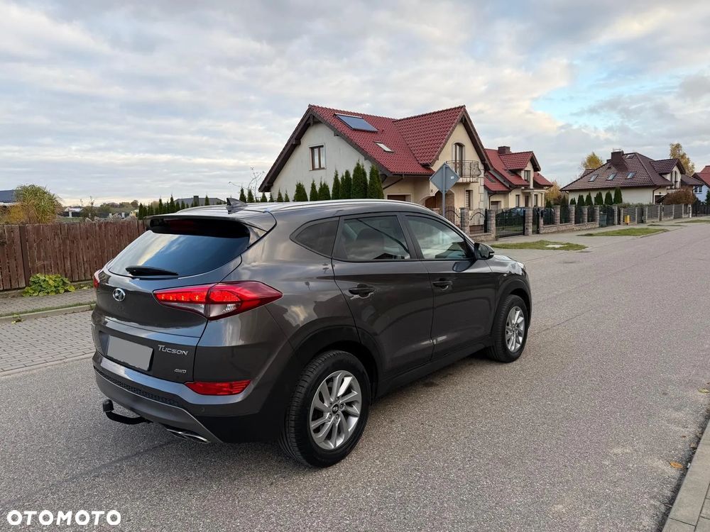 Hyundai Tucson 2.0 CRDi 4WD Automatik Style - 4
