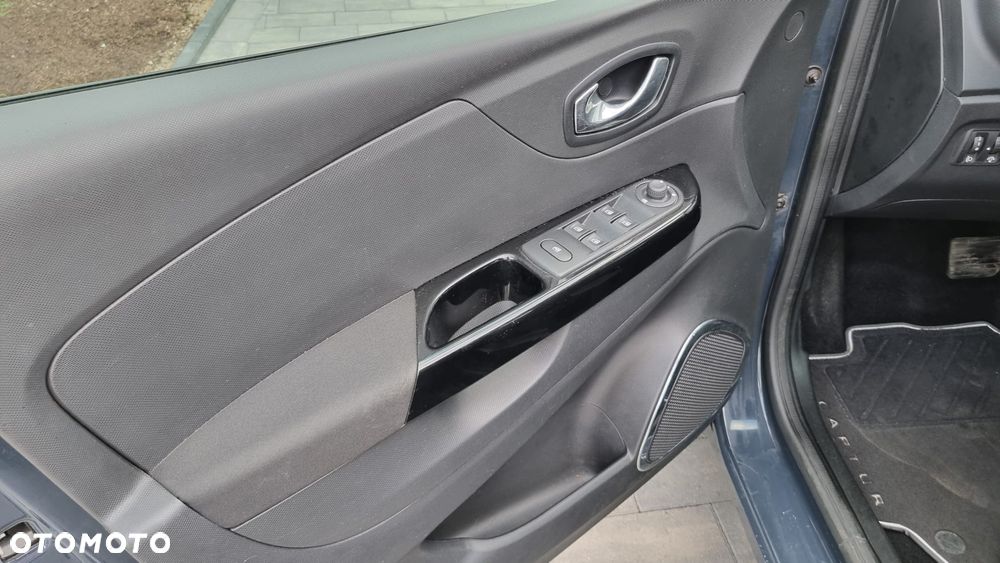 Renault Captur ENERGY TCe 120 EDC Luxe - 16