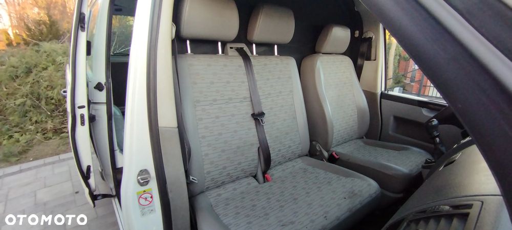 Volkswagen Transporter T5 Long - 12