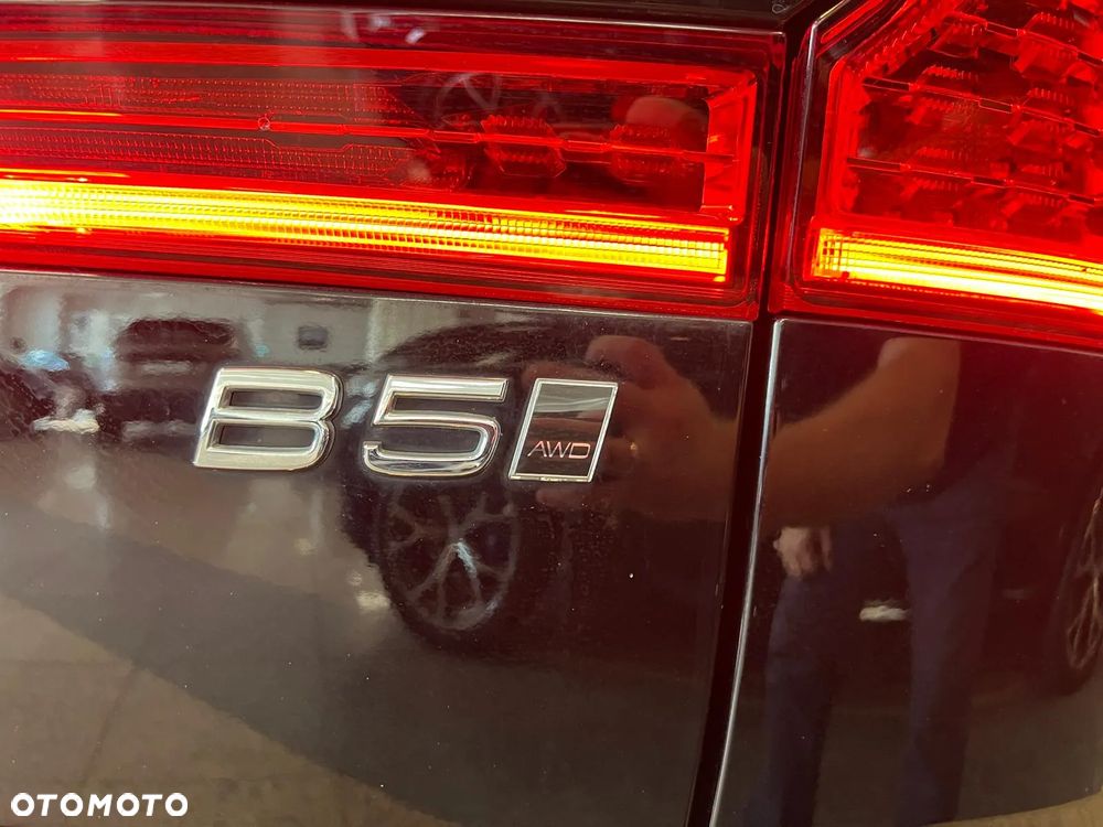 Volvo XC 60 T5 AWD Momentum - 24