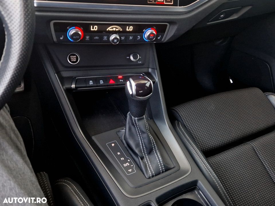 Audi Q3 1.5 35 TFSI S tronic MHEV S Line - 16