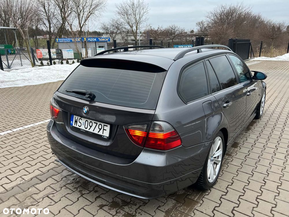 BMW Seria 3 320d - 17