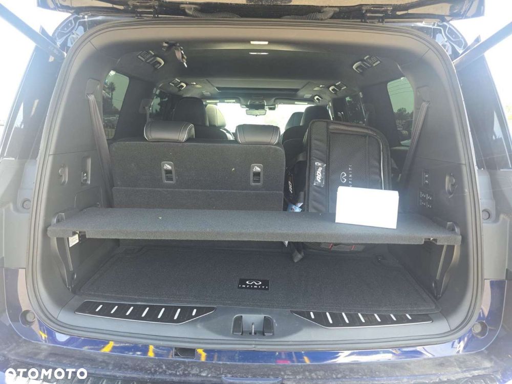 Infiniti QX80 - 4