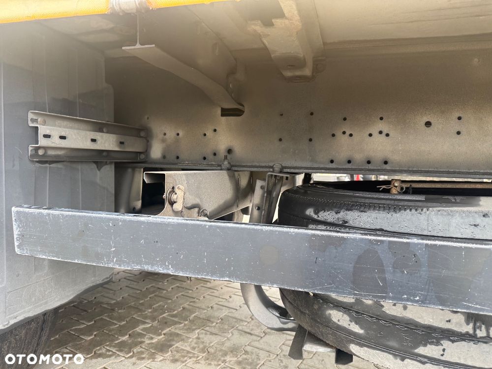 Schmitz Cargobull S01 - 12