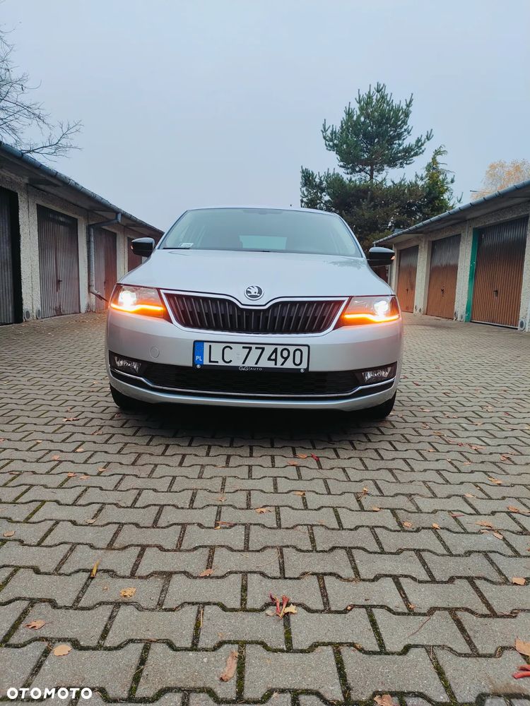 Skoda RAPID Spb 1.0 TSI Style - 31