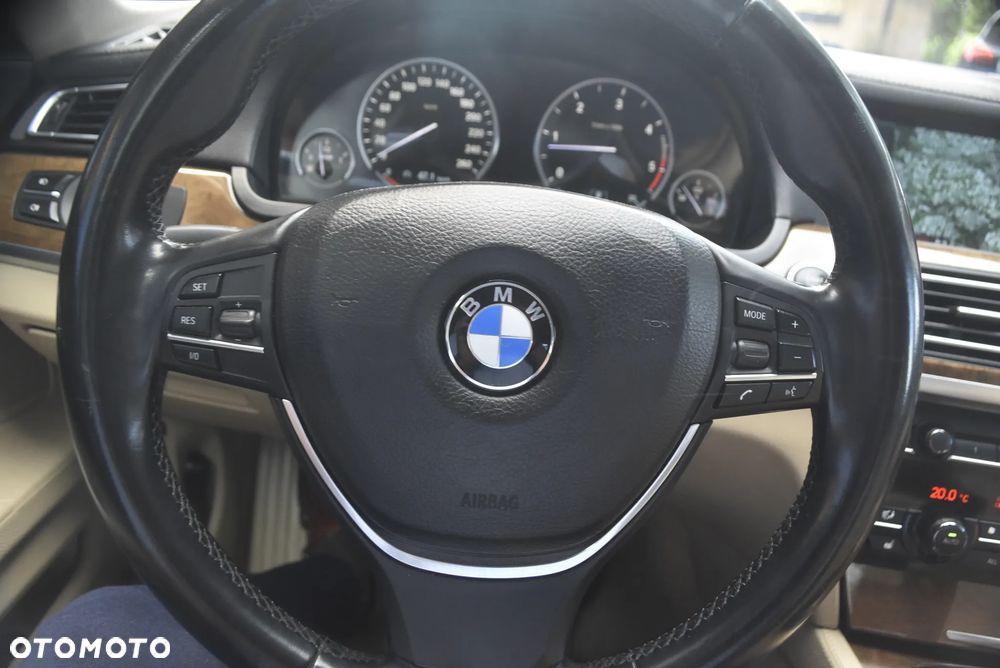 BMW Seria 7 730d L - 14
