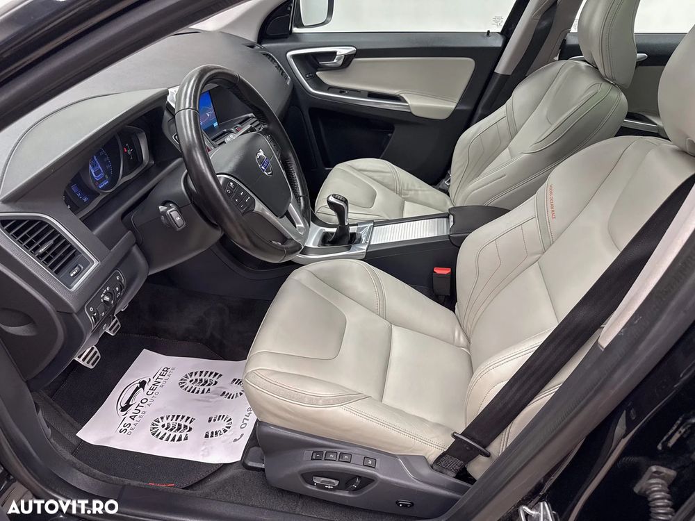 Volvo XC 60 D3 Ocean Race - 24